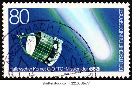 GERMANY - CIRCA 1986: A Stamp Printed In Germany Dedicated To Appearance Of Halleys Comet, Circa 1986