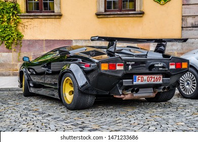 Bilder Stockfotos Und Vektorgrafiken Lamborghini Countach