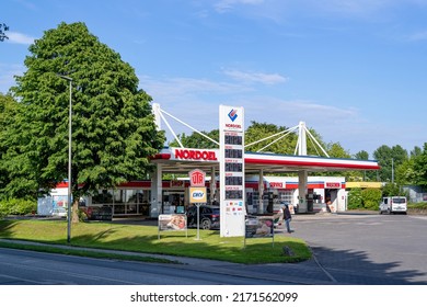 979 German gas station Images, Stock Photos & Vectors | Shutterstock