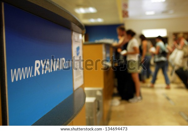 Gerona October 21 Passengers Line Checkin Stock Photo Edit Now