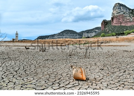 Gerona, Spain:04.23.2023; The water crisis in Sau reservoir with