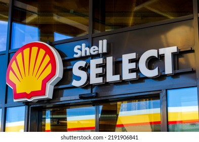 Geseke, Germany - August 07, 2021: A Shell Select Logo At Shell Gas Station.