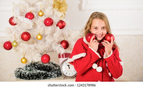 Getting Child Involved Decorating Girl Smiling Stock Photo 1243178986 ...