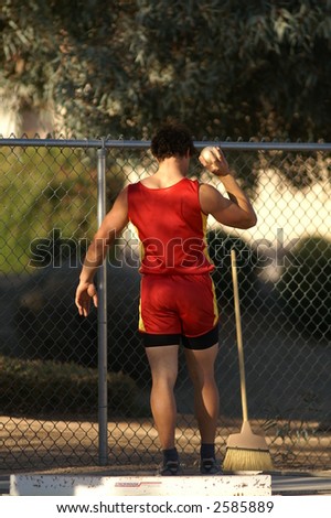 Getting Ready to Shotput
