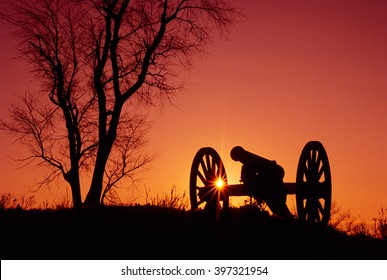 Gettysburg Cannon Sunrise