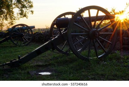 Gettysburg Cannon At Sunrise