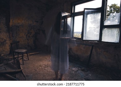 8,257 Mysterious woman house Images, Stock Photos & Vectors | Shutterstock