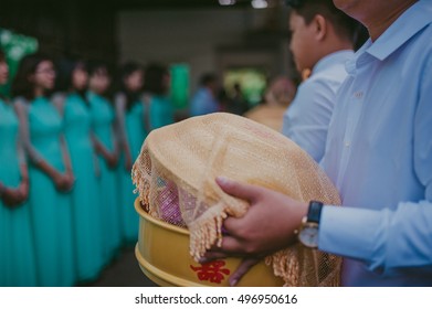 An Giang, Vietnam - September 30th, 2016: Close-up Man Are Carrying Wedding Gift Box Front Door Bride 