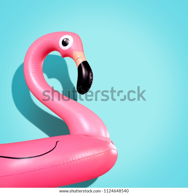 giant blow up flamingo