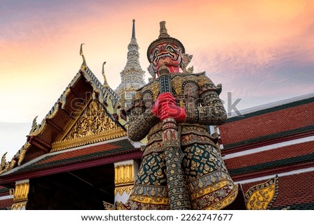 Giant statue at Thailand Grand palace and Wat phra kaew , Bangkok city