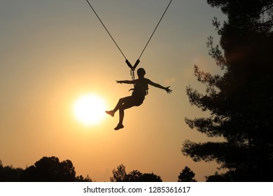 
Giant Swing Action