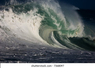 Giant Wave