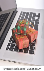  gift boxes on computer