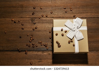 Gift wrapping with coffee beans - Powered by Shutterstock