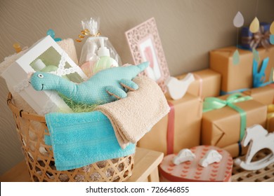 Gifts For Baby Shower Indoors