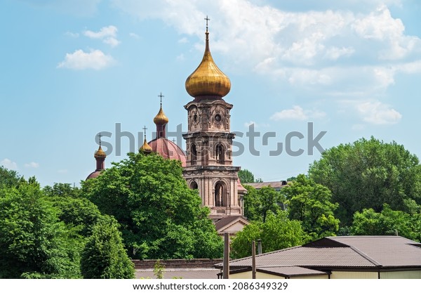 Gilded domes Dnipropetrovsk house of organ and\
chamber music. It is located in Bryanskaya Church and it is one of\
the best architectural construction of Ekaterinoslav (Dnipro\
nowadays) at beginning