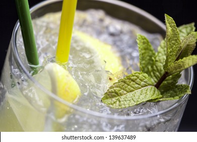 Gin Tonic Cocktail