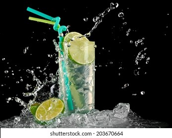 Gin Tonic Splash With Drops