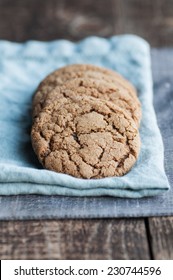 Ginger Molasses Cookies With Crackly Top