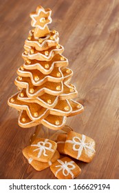 Gingerbread Christmas Tree.Gingerbread Cookies Stacked As Christmas Tree.