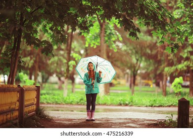 Girl 6 Years Old Spring Rain