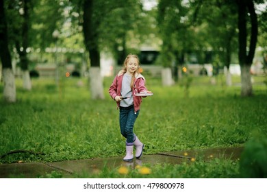 Girl 6 Years Old Spring Rain