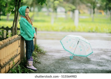 Girl 6 Years Old Spring Rain