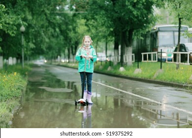 Girl 6 Years Old Spring Rain