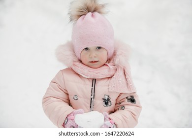 297 Snowball bunny Images, Stock Photos & Vectors | Shutterstock