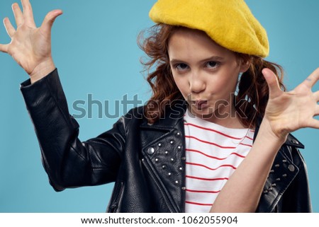  girl in beret, beauty, fashion                              