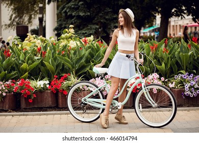 womens vintage cruiser bike
