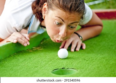 Girl Cheating In The Game Of Golf