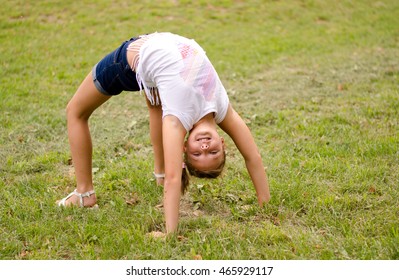 girl doing gymnastics