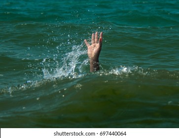 4,038 Hand Reaching Out Water Images, Stock Photos & Vectors | Shutterstock