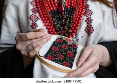 Girl Embroiders Traditional Ukrainian Vyshyvanka Pattern Stock Photo 