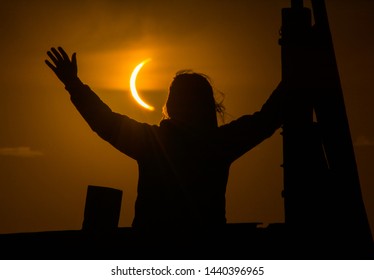 1,424 Solar Eclipse People Images, Stock Photos & Vectors | Shutterstock