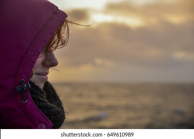 Girl Face Silhouette On Boat Watching Stock Photo 649610989 | Shutterstock