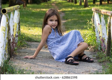 Pretty Petite Young Blonde Tree Swing Stock Photo (Edit Now) 1431589889