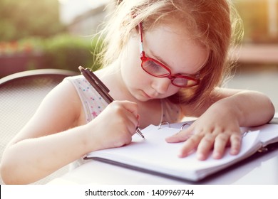 Devoirs Scolaires Images Photos Et Images Vectorielles De Stock Shutterstock