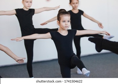 Girl Gymnast Teenager Black Leotard Spread Stock Photo 1741504622 ...