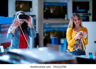 Girl Having Fun Trying New 360 Vr Headset At Tech Store