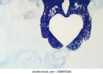 Snow Heart Images Stock Photos Vectors Shutterstock