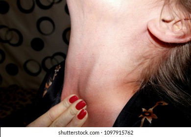 Adams apple womans Tracheal Shave