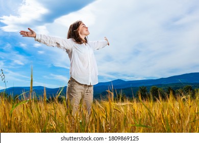 101 Happy teen praising god Images, Stock Photos & Vectors | Shutterstock