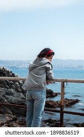 Girl On A Lookout Overlooks The Bay  And Beaches Of Viña Del Mar