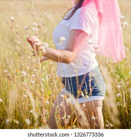 Girl On The Nature In Veil Hen Night