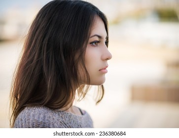 40,355 Girl profile standing Images, Stock Photos & Vectors | Shutterstock