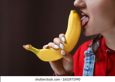 Banana Licking
