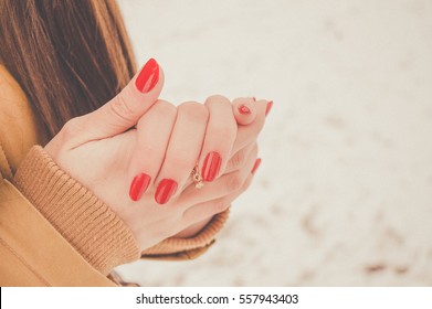  Girl Rubbing Hands And Warming Outdoors In Winter . Girls Hands In Cold