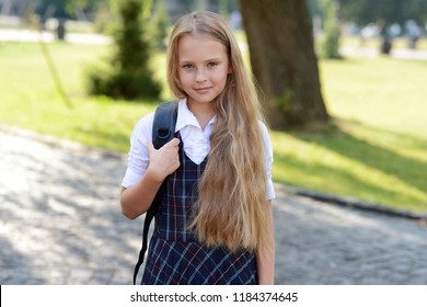 Little Girl Long Hair Images Stock Photos Vectors Shutterstock